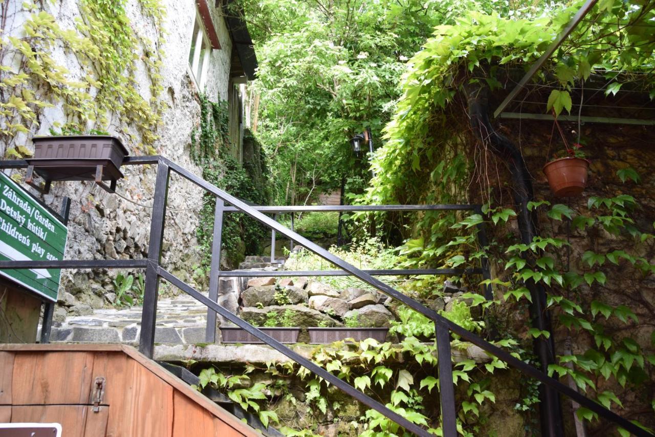 Penzion Prijemny Oddych Banská Štiavnica Esterno foto
