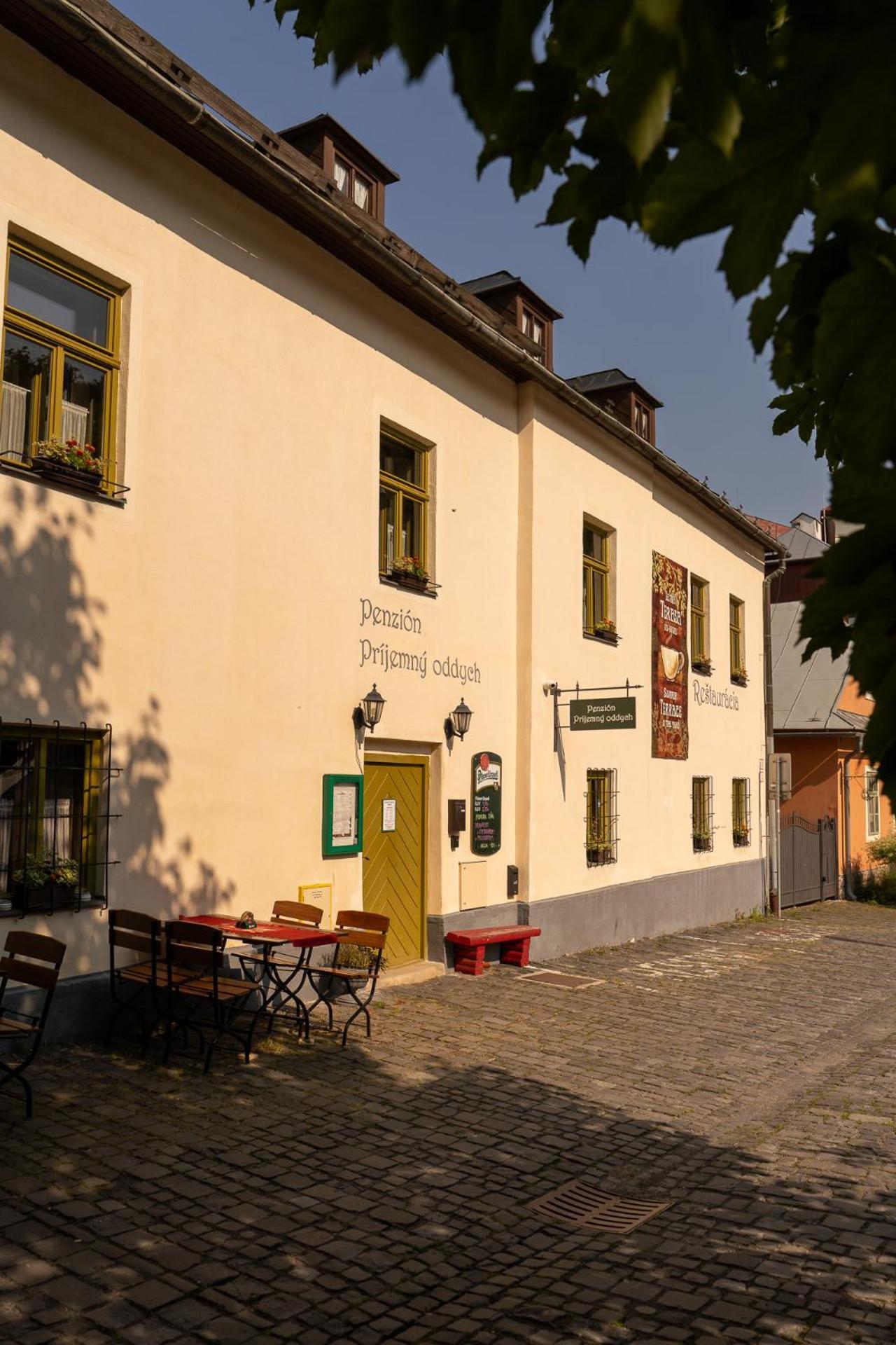 Penzion Prijemny Oddych Banská Štiavnica Esterno foto