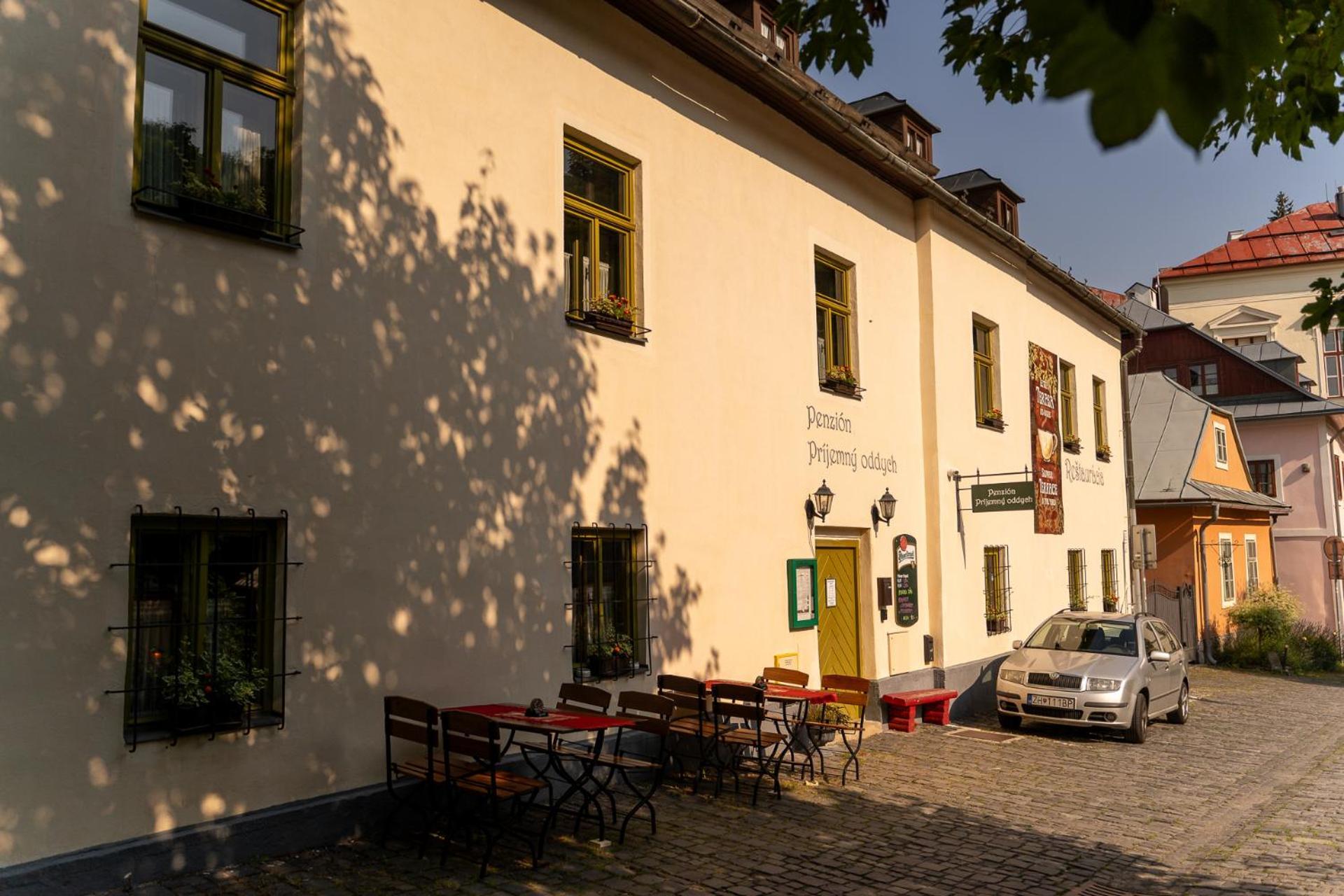 Penzion Prijemny Oddych Banská Štiavnica Esterno foto