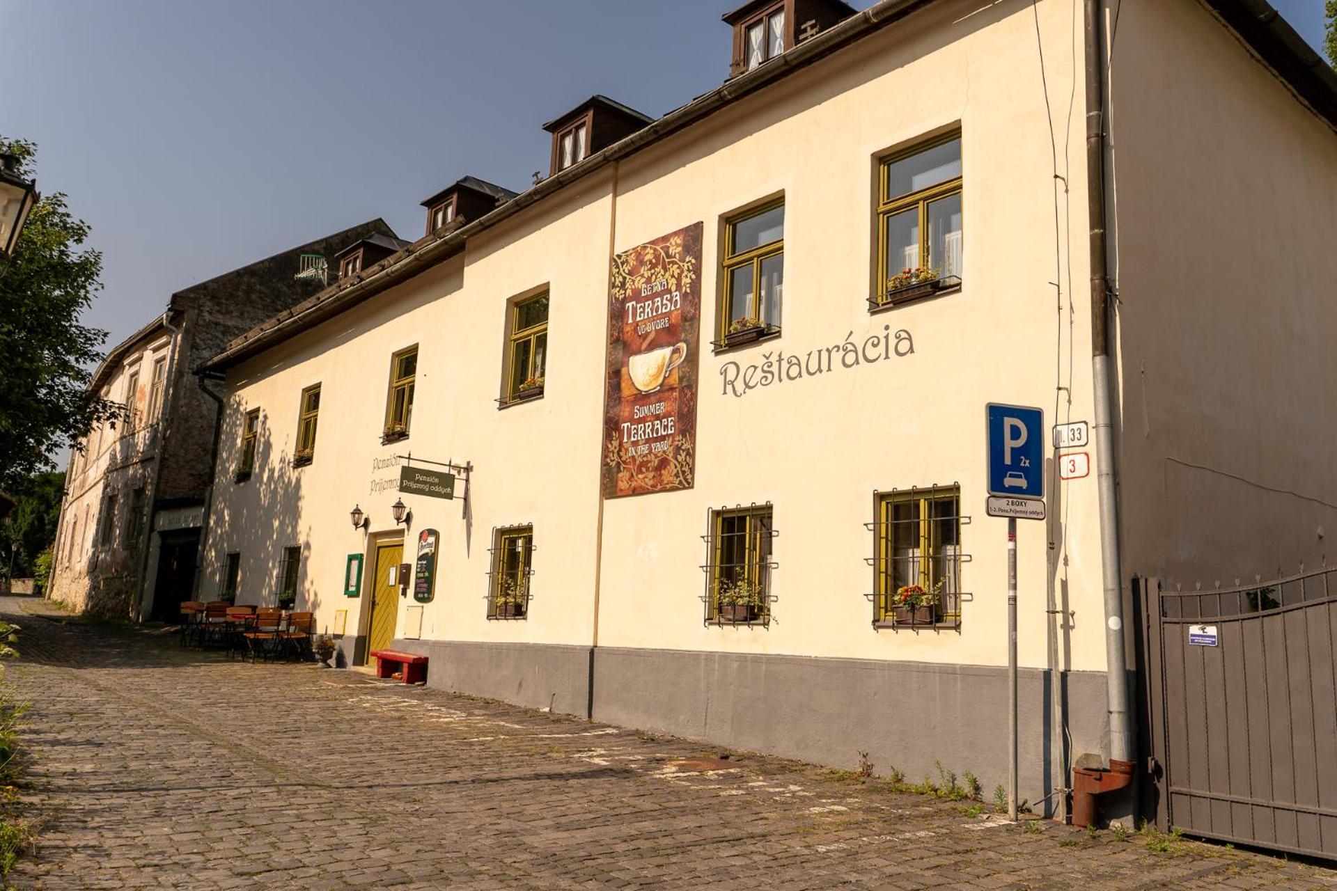 Penzion Prijemny Oddych Banská Štiavnica Esterno foto