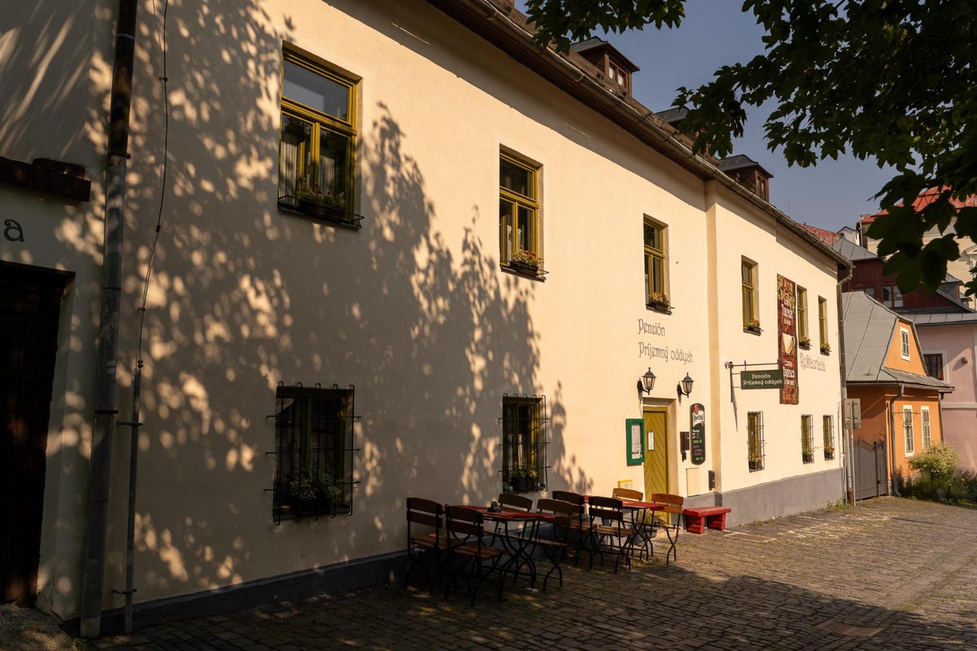 Penzion Prijemny Oddych Banská Štiavnica Esterno foto