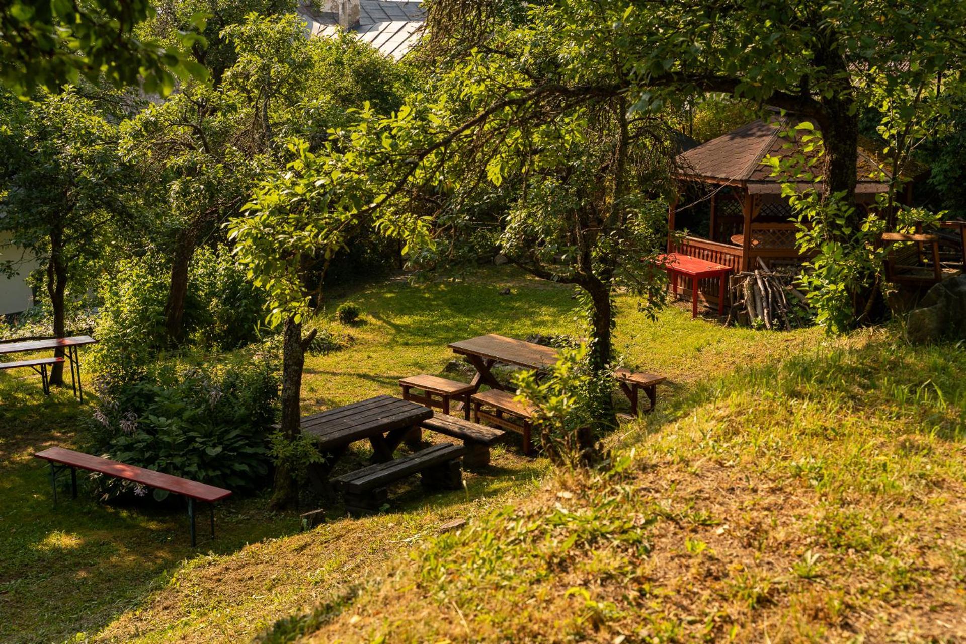 Penzion Prijemny Oddych Banská Štiavnica Esterno foto